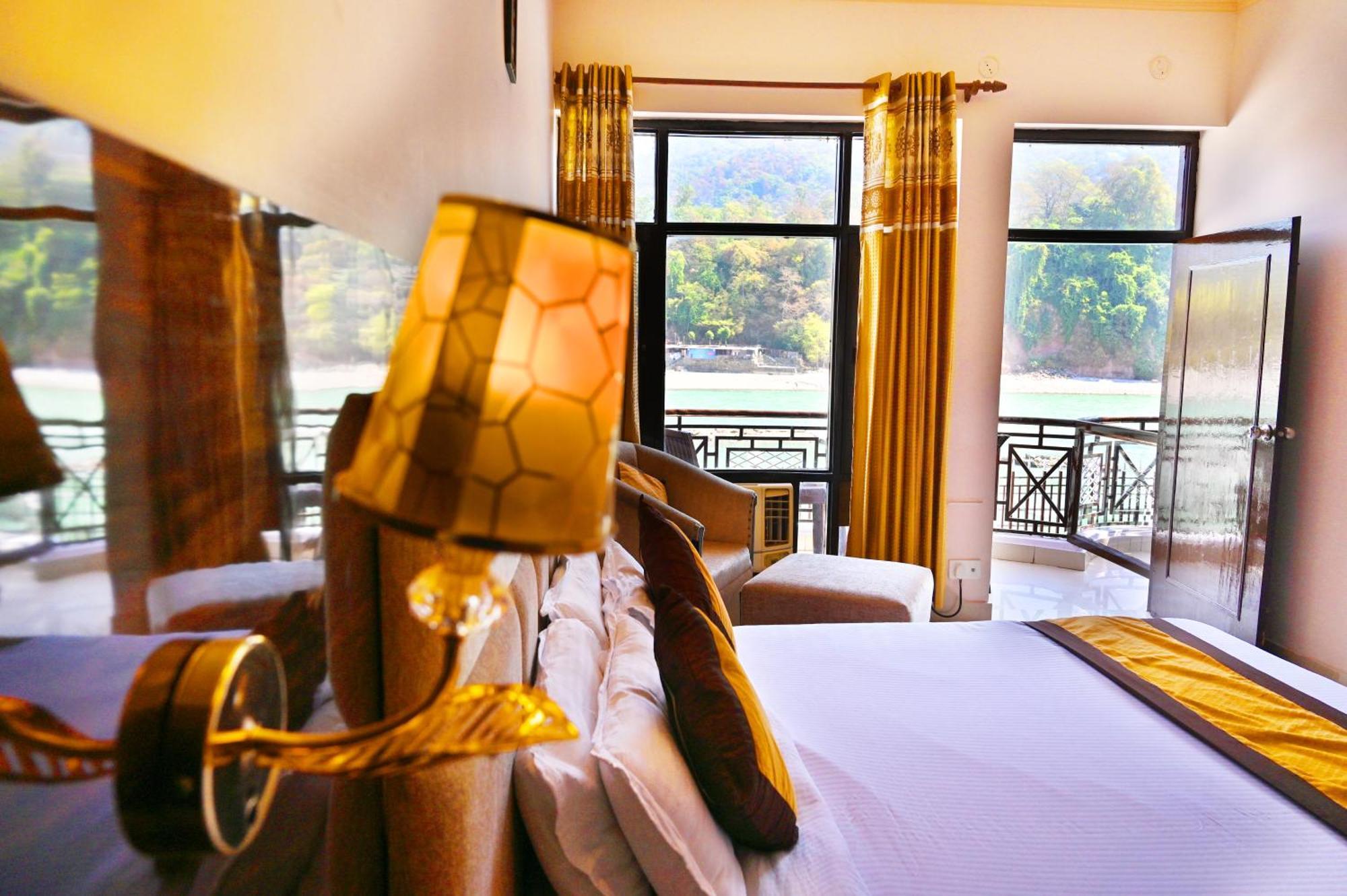 Hotel Prasanna Inn Rishīkesh Екстериор снимка