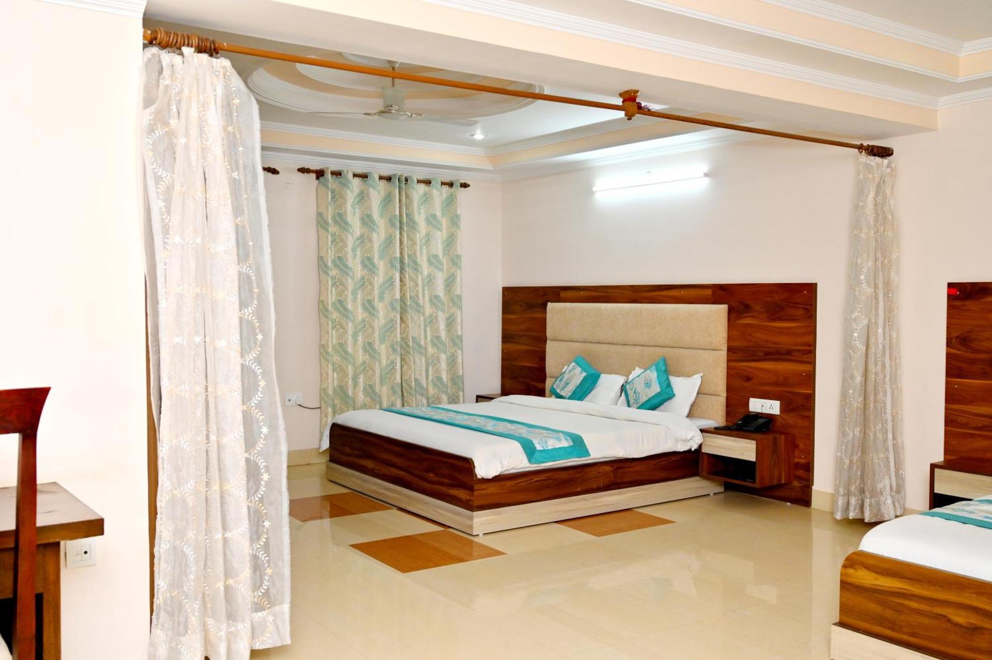 Hotel Prasanna Inn Rishīkesh Екстериор снимка