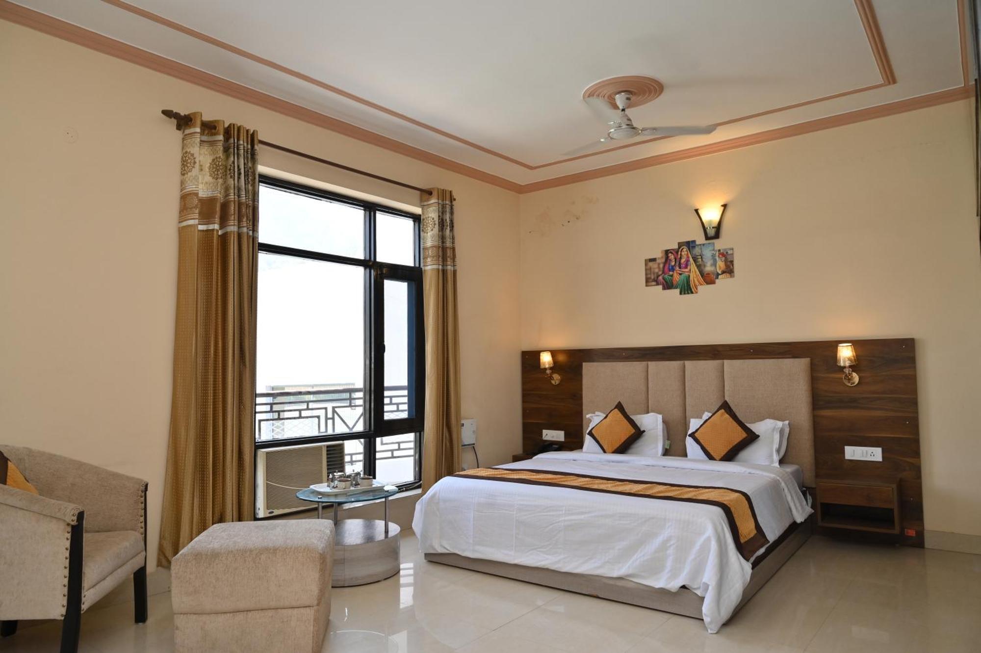 Hotel Prasanna Inn Rishīkesh Екстериор снимка
