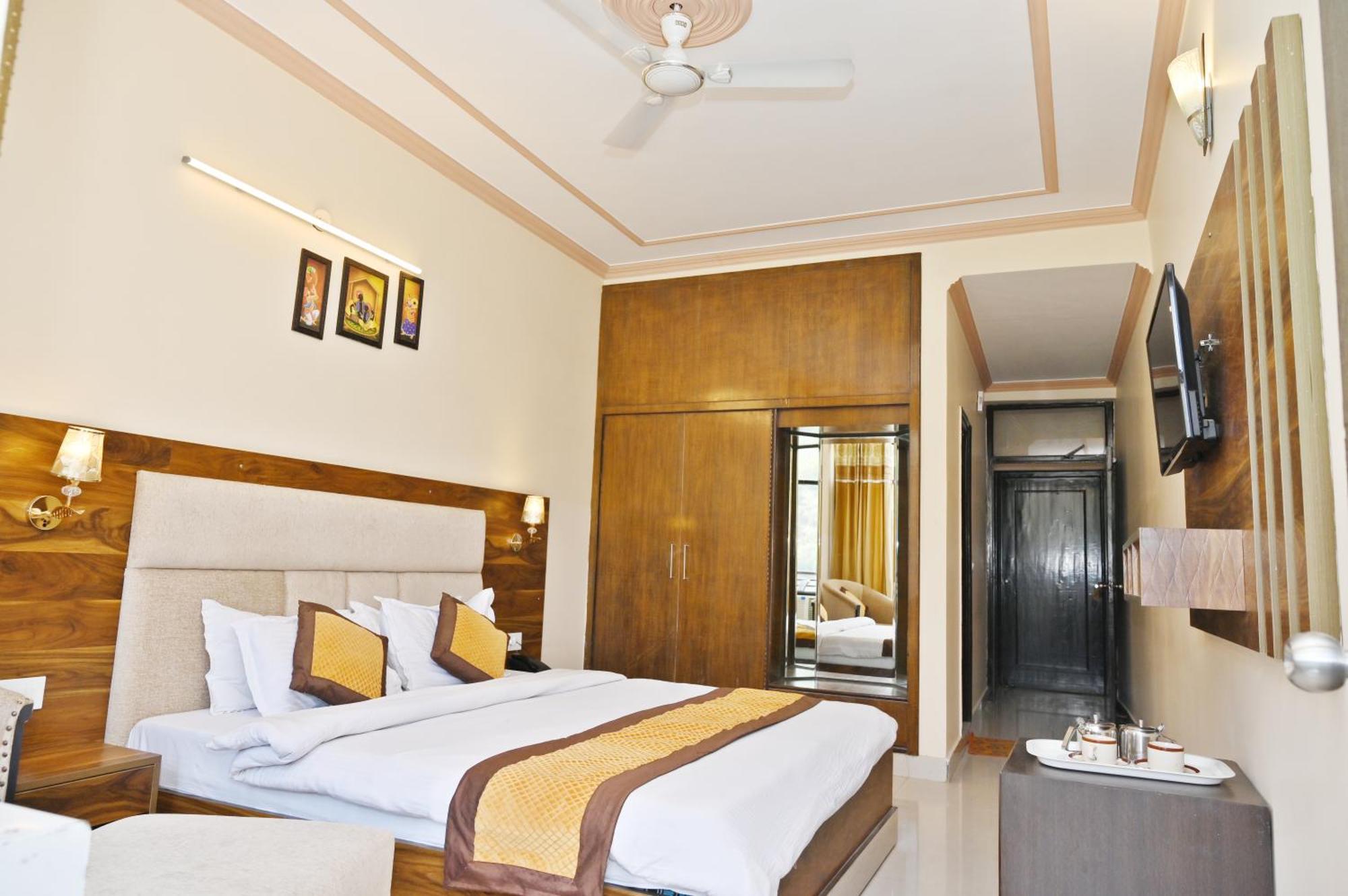Hotel Prasanna Inn Rishīkesh Екстериор снимка